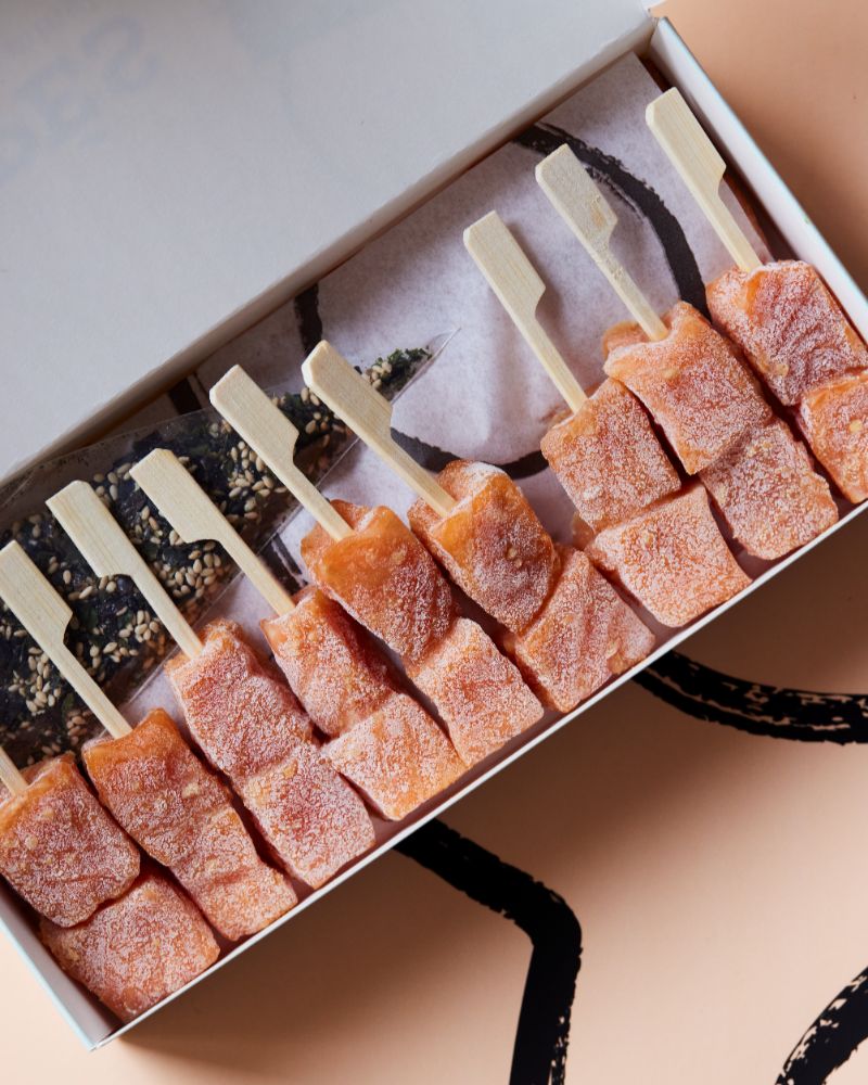smoked-salmon-canapes-frozen-min